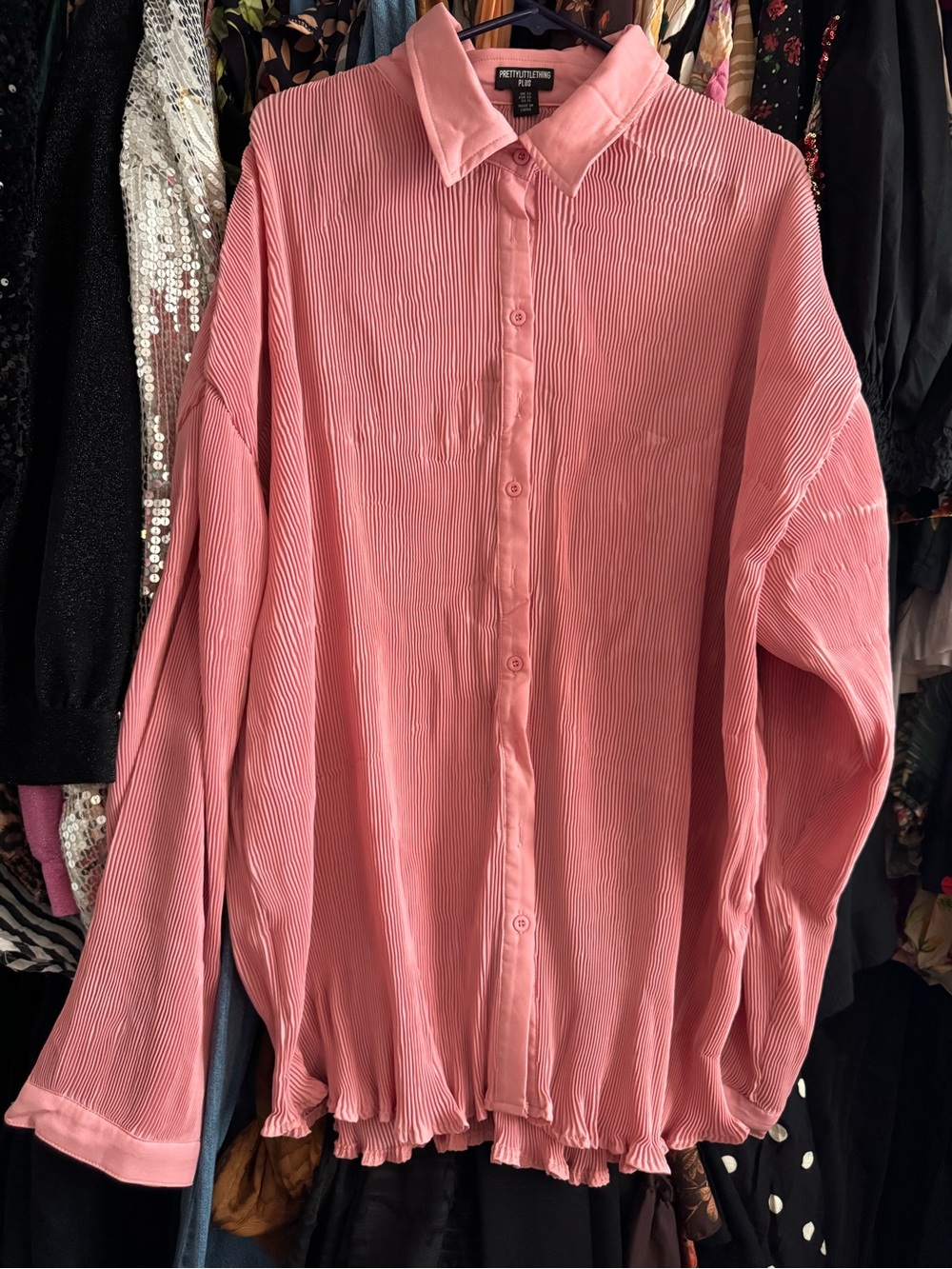 Set-LIGHT PINK PrettyLittleThing- Oversized Plisse Button Down Top and Pants